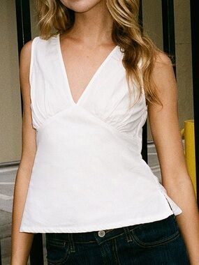 Brandy Melville White V-Neck Ruched Bust Camisole
